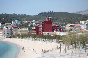 Hotel Veizi, Himarë
